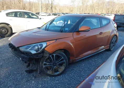 2016 Hyundai Veloster Turbo z USA, uszkodzony, nr VIN KMHTC6AE8GU256869